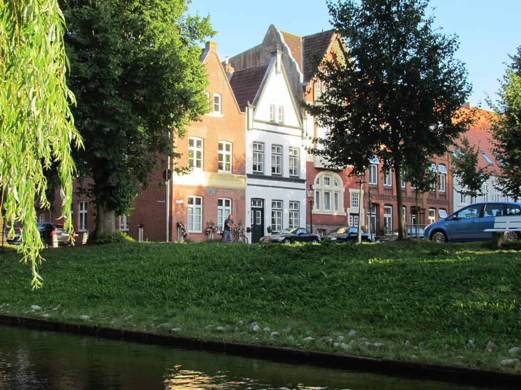 Apartments Im Froschhaus Mit Fruehstueckskuechen Frederiksstad Eksteriør billede