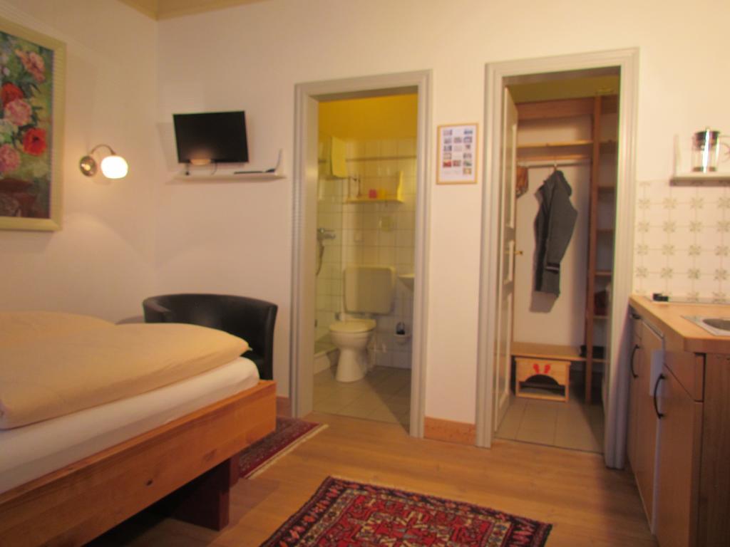 Apartments Im Froschhaus Mit Fruehstueckskuechen Frederiksstad Eksteriør billede